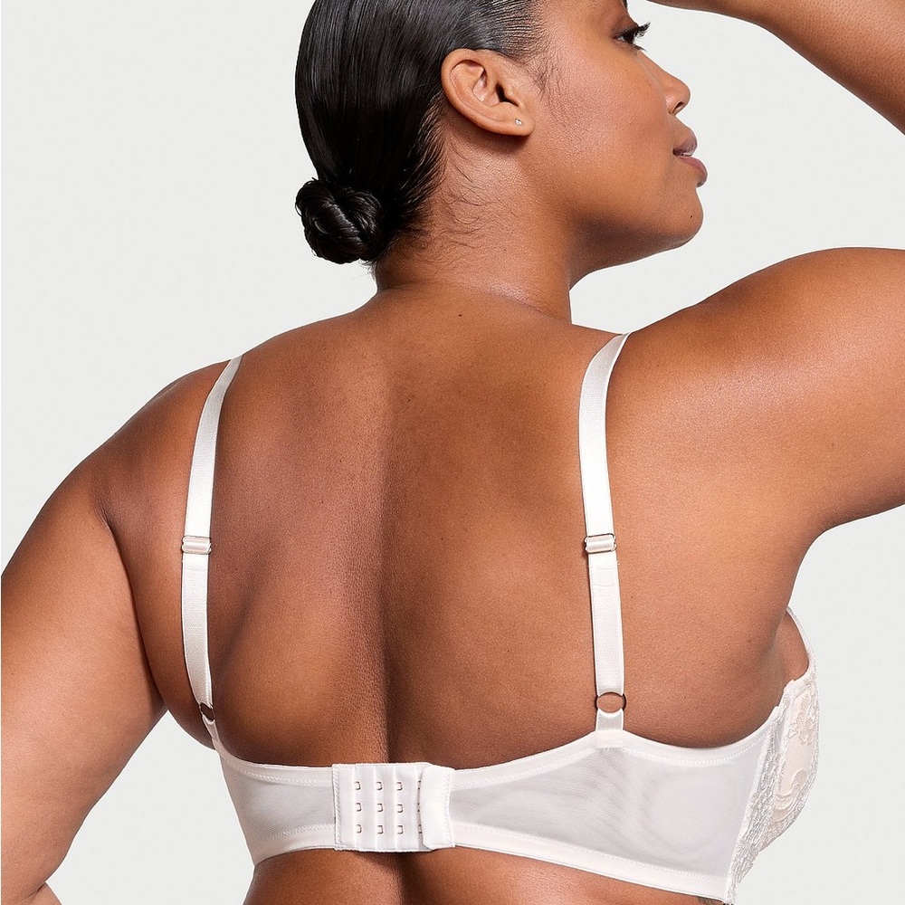 #027 NWT (size 36DDD) VIctoria secret ANGELS Wicked Unlined Boho bra - Picture 2 of 8